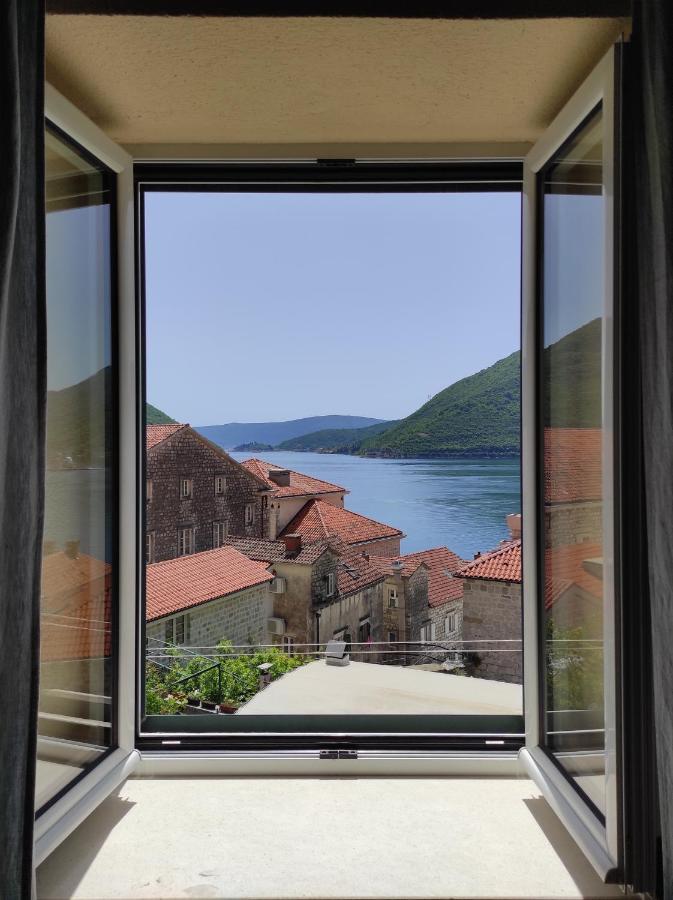 Gudelj Apartments Perast Exterior photo